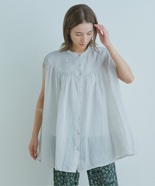 WHYTO.（ホワイト）の「「WHYTO. / ホワイト」ラミーギャザーチュニックブラウス"Ramie Gather Tunic Blouse"（シャツ/ブラウス・レディース・グリーン/イエロー/グレー/ブラック・38/36）」の3枚目の写真
