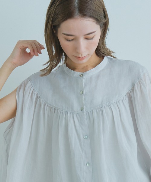WHYTO.（ホワイト）の「「WHYTO. / ホワイト」ラミーギャザーチュニックブラウス"Ramie Gather Tunic Blouse"（シャツ/ブラウス・レディース・グリーン/イエロー/グレー/ブラック・38/36）」の8枚目の写真