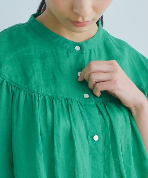 WHYTO.（ホワイト）の「「WHYTO. / ホワイト」ラミーギャザーチュニックブラウス"Ramie Gather Tunic Blouse"（シャツ/ブラウス・レディース・グリーン/イエロー/グレー/ブラック・38/36）」の12枚目の写真