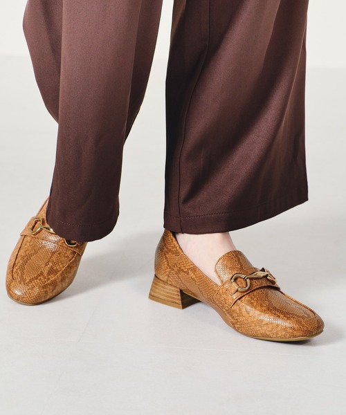 ORiental TRaffic（オリエンタルトラフィック）の「ビットモチーフバブーシュローファー/21105（ローファー・レディース・ホワイト/ブラック/ブラウン・40/38/39/41/42/35/36/37/34/33/43）」の14枚目の写真