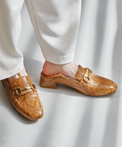 ORiental TRaffic（オリエンタルトラフィック）の「ビットモチーフバブーシュローファー/21105（ローファー・レディース・ホワイト/ブラック/ブラウン・40/38/39/41/42/35/36/37/34/33/43）」の19枚目の写真