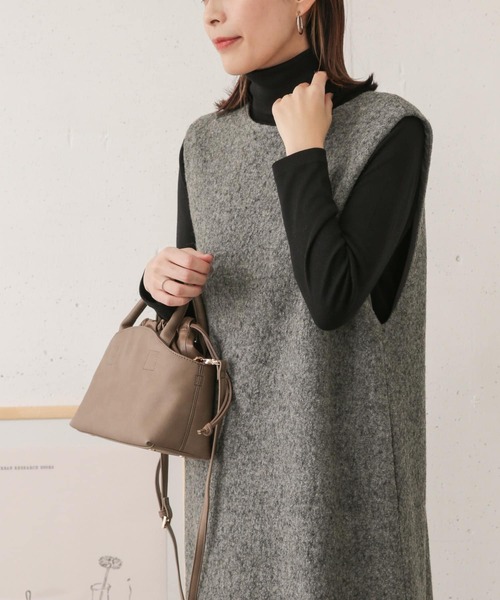 URBAN RESEARCH DOORS（アーバンリサーチドアーズ）の「タートルネックカットソー（Tシャツ/カットソー・レディース・オフホワイト/ベージュ系その他/ブラック・ONE）」の13枚目の写真