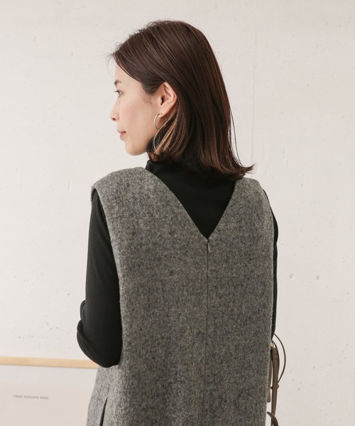 URBAN RESEARCH DOORS（アーバンリサーチドアーズ）の「タートルネックカットソー（Tシャツ/カットソー・レディース・オフホワイト/ベージュ系その他/ブラック・ONE）」の15枚目の写真