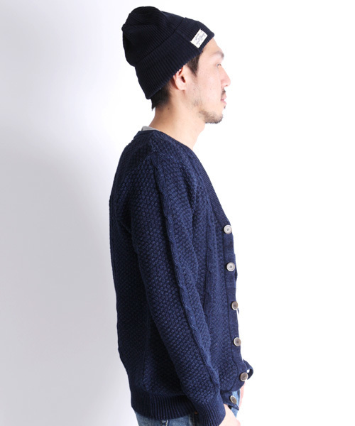 Denime（ドゥニーム）の「INDIGO KNIT CABLE CARDIGAN/インディゴニット　ケーブル編み　カーディガン（カーディガン/ボレロ・メンズ・ブラック/サックスブルー/ネイビー・MEDIUM/LARGE）」の21枚目の写真