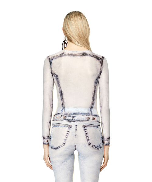 DIESEL（ディーゼル）の「レディース トップス 長袖 セカンドスキン トロンプルイユ（Tシャツ/カットソー・レディース・ライトブルー・MEDIUM/SMALL）」の11枚目の写真