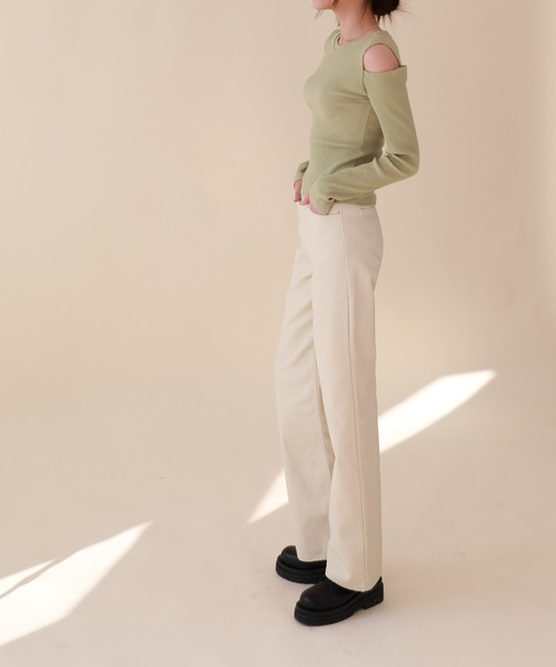 by muni:r(バイ ムニール)の「コーティングハイウエストワイドクリームパンツ(その他パンツ・レディース・クリーム・SMALL/MEDIUM)」の14枚目の写真