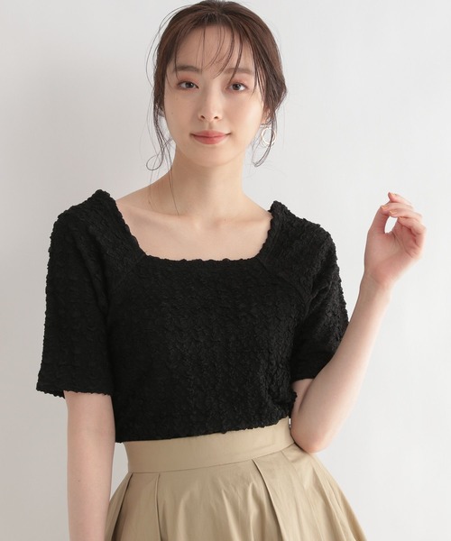 Andemiu（アンデミュウ）の「シャーリングスクエアプルオーバー275236（Tシャツ/カットソー・レディース・ホワイト/ブラック/グリーン・FREE）」の9枚目の写真