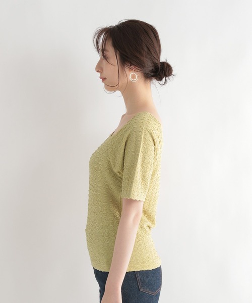 Andemiu（アンデミュウ）の「シャーリングスクエアプルオーバー275236（Tシャツ/カットソー・レディース・ホワイト/ブラック/グリーン・FREE）」の10枚目の写真