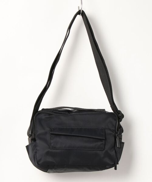 HUNTER（ハンター）の「NYLON THREE-WAY TOPCLIP XBODY（ボディバッグ/ウエストポーチ・レディース・ブラック/ネイビー/ダークオリーブ/ピンク・FREE）」の9枚目の写真