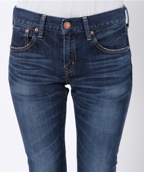 D/ESTNATION（ディー エストネーション）の「RED CARD デニムパンツ（デニムパンツ・レディース・ブルー・22/23/24/25/26/27）」の8枚目の写真