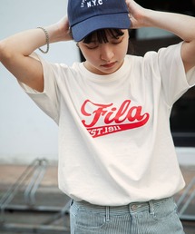 FILA（フィラ）の「【FILA】 ロゴ プリント / 刺繍 レギュラーシルエット ハーフスリーブ 綿100 Tシャツ（Tシャツ/カットソー）」