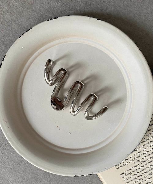 GOLDY（ゴールディ）の「【GOLDY/ゴールディ】グラフィティバンス（バレッタ/ヘアクリップ・レディース・シルバー/ゴールド・FREE）」の9枚目の写真