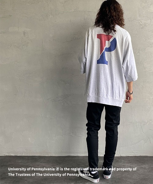 JEANS FACTORY Clothes（ジーンズファクトリークローズ）の「[Jeans Factory Clothes/ジーンズファクトリークローズ] 日焼け加工 カレッジロゴプリント ショートスリーブスウェット（スウェット・レディース・レッド/ネイビー/グレー系1/グレー系2・L/M）」の5枚目の写真