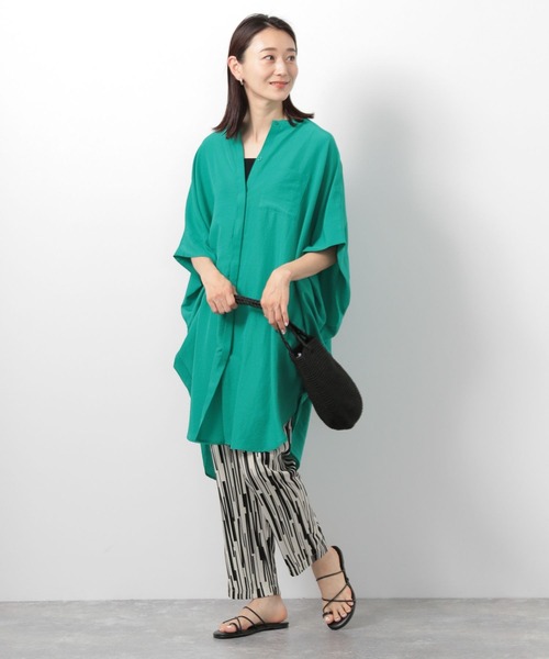 LEPSIM（レプシィム）の「BIGポンチョシャツチュニック　281826（シャツ/ブラウス・レディース・ブラック/オフホワイト/ピンク/グリーン・FREE）」の13枚目の写真