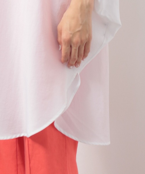 LEPSIM（レプシィム）の「BIGポンチョシャツチュニック　281826（シャツ/ブラウス・レディース・ブラック/オフホワイト/ピンク/グリーン・FREE）」の21枚目の写真