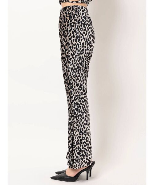 GYDA(ジェイダ)の「【セットアップ着用可】サイドスリット ベロアプリーツパンツ(その他パンツ・レディース・ブラック/グレー/その他1・FREE)」の14枚目の写真