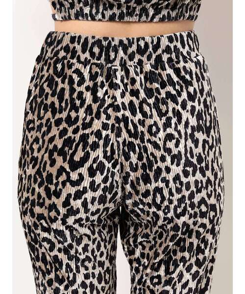 GYDA(ジェイダ)の「【セットアップ着用可】サイドスリット ベロアプリーツパンツ(その他パンツ・レディース・ブラック/グレー/その他1・FREE)」の17枚目の写真