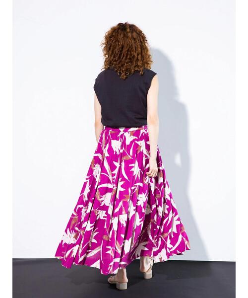 koe（コエ）の「レーヨンビックフラワープリントギャザースカート（スカート・レディース・ブラック/ピンク/ブルー・FREE）」の16枚目の写真