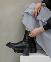 RANDA（ランダ）の「ストレッチ ボリュームソールショートブーツ（ブーツ）」