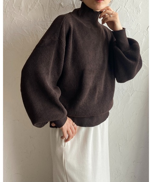 She's Closet(シーズクローゼット)の「ハイネック長袖ボリュームスリーブショート丈リブニットプルオーバー(ニット/セーター・レディース・アイボリー/ブラック/ベージュ/レッド/ブラウン・FREE)」の7枚目の写真