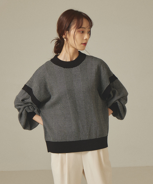 abahouse mavie（アバハウスマヴィ）の「ジャガード袖ボリュームプルオーバー（ニット/セーター・レディース・ブラウン/ブラック/グレイッシュベージュ/ブルー・フリー）」の2枚目の写真