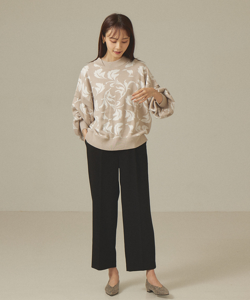 abahouse mavie（アバハウスマヴィ）の「ジャガード袖ボリュームプルオーバー（ニット/セーター・レディース・ブラウン/ブラック/グレイッシュベージュ/ブルー・フリー）」の5枚目の写真