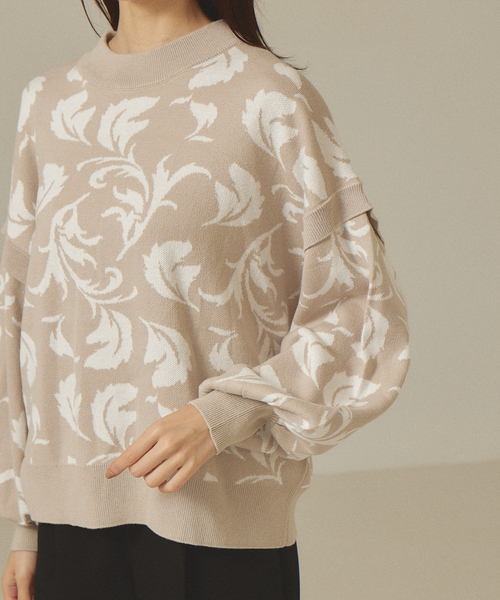 abahouse mavie（アバハウスマヴィ）の「ジャガード袖ボリュームプルオーバー（ニット/セーター・レディース・ブラウン/ブラック/グレイッシュベージュ/ブルー・フリー）」の11枚目の写真