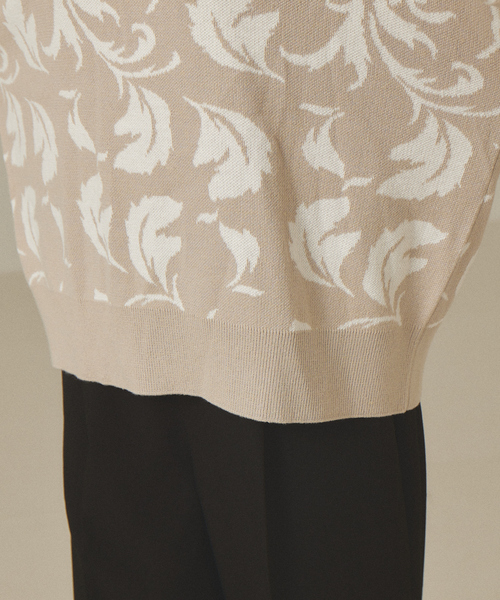 abahouse mavie（アバハウスマヴィ）の「ジャガード袖ボリュームプルオーバー（ニット/セーター・レディース・ブラウン/ブラック/グレイッシュベージュ/ブルー・フリー）」の12枚目の写真