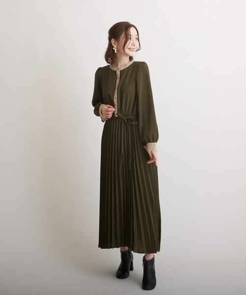 PAPAVER（パパヴェル）の「【papaver】ジョーゼットプリーツOP（ワンピース・レディース・キャメル/カーキ/チャコールグレー・MEDIUM）」の5枚目の写真