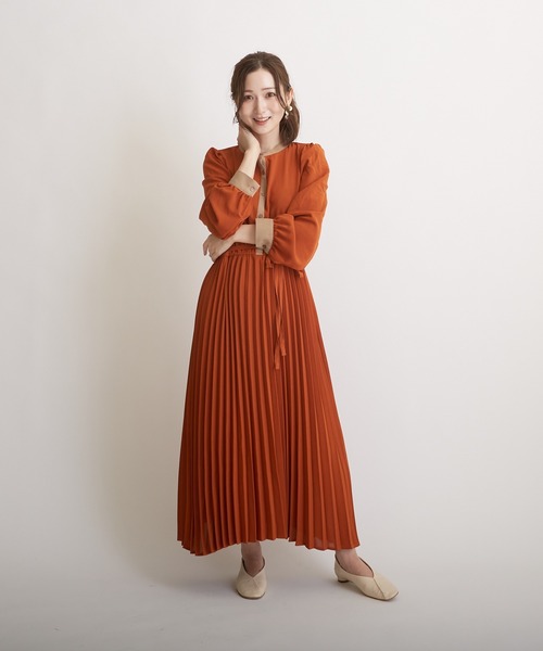 PAPAVER（パパヴェル）の「【papaver】ジョーゼットプリーツOP（ワンピース・レディース・キャメル/カーキ/チャコールグレー・MEDIUM）」の8枚目の写真