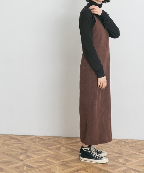 UR Lab.(アーバンリサーチラボ)の「コーデュロイキャミワンピース(ワンピース・レディース・オフホワイト/ブラウン/ネイビー・FREE)」の13枚目の写真