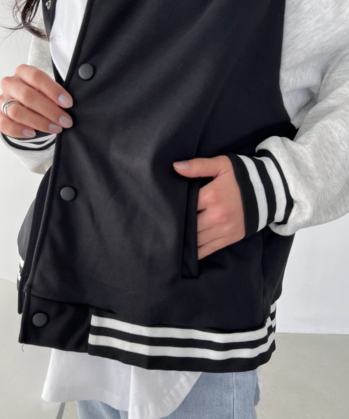 CLEA（クレア）の「カラー配色スウェットビッグスタジャン（スタジャン・レディース・グリーン/ブラック/ブルー・FREE）」の9枚目の写真