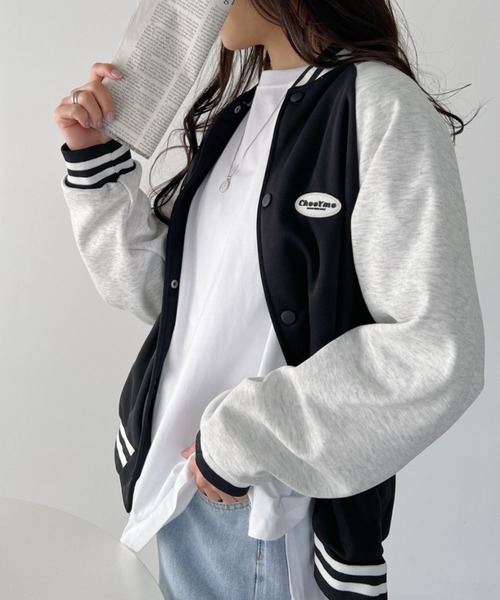 CLEA（クレア）の「カラー配色スウェットビッグスタジャン（スタジャン・レディース・グリーン/ブラック/ブルー・FREE）」の4枚目の写真