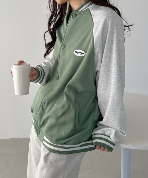 CLEA（クレア）の「カラー配色スウェットビッグスタジャン（スタジャン・レディース・グリーン/ブラック/ブルー・FREE）」の12枚目の写真