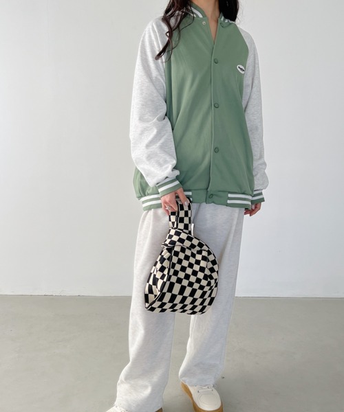 CLEA（クレア）の「カラー配色スウェットビッグスタジャン（スタジャン・レディース・グリーン/ブラック/ブルー・FREE）」の15枚目の写真