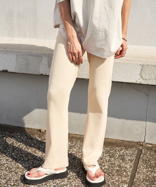 Auntie Rosa Holiday（アンティローザホリデー）の「レーヨンナイロンリブニットパンツ / サイズ展開あり（その他パンツ・レディース・ブラック/グレー/イエロー/アイボリー・SMALL/MEDIUM）」の6枚目の写真