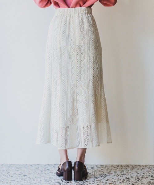Andemiu（アンデミュウ）の「レースマーメイドスカート186511（スカート・レディース・ネイビー/ラベンダー/アイボリー・SMALL/MEDIUM）」の12枚目の写真