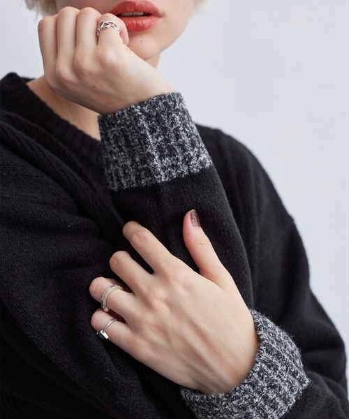 casane（カサネ）の「モヘヤライクショートクルーニット（ニット/セーター・レディース・ブラック/ピンク・FREE）」の12枚目の写真