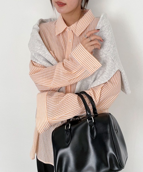 EPIMI E'PIMMY（エピミエピミー）の「サッカーストライプオーバーシャツ（シャツ/ブラウス・レディース・ピンク/オレンジ/オフホワイト/ブルー/グリーン/イエロー・MEDIUM）」の6枚目の写真