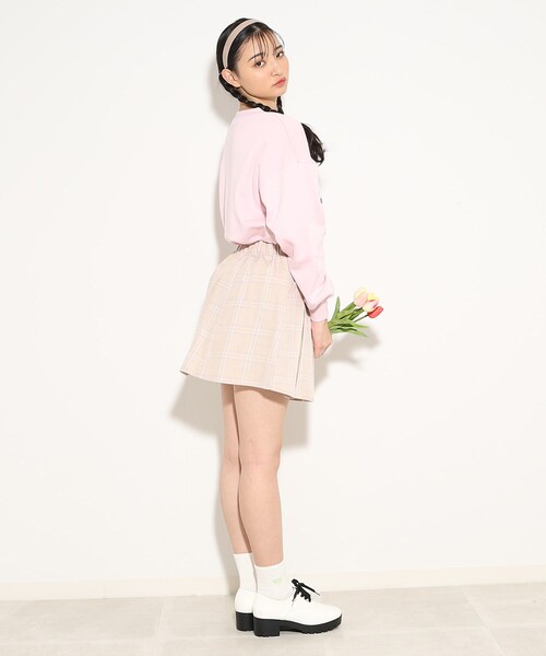 PINK-latte（ピンクラテ）の「◆【130cmサイズあり/ウエスト調整可】定番人気商品♪アジャスター付プリーツスカート（スカート・キッズ・ベージュ系その他4/ホワイト系4/グレー系1/ブルー系6/ブラック系1/ベージュ系1/ブルー系1・15 /13/14/16）」の22枚目の写真