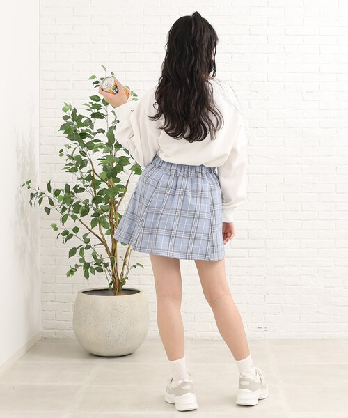 PINK-latte（ピンクラテ）の「◆【130cmサイズあり/ウエスト調整可】定番人気商品♪アジャスター付プリーツスカート（スカート・キッズ・ベージュ系その他4/ホワイト系4/グレー系1/ブルー系6/ブラック系1/ベージュ系1/ブルー系1・15 /13/14/16）」の11枚目の写真