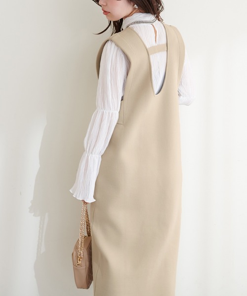natural couture(ナチュラルクチュール)の「スポンディッシュニットジャンスカ(ワンピース・レディース・オフホワイト/ブラック/ベージュ・FREE)」の3枚目の写真