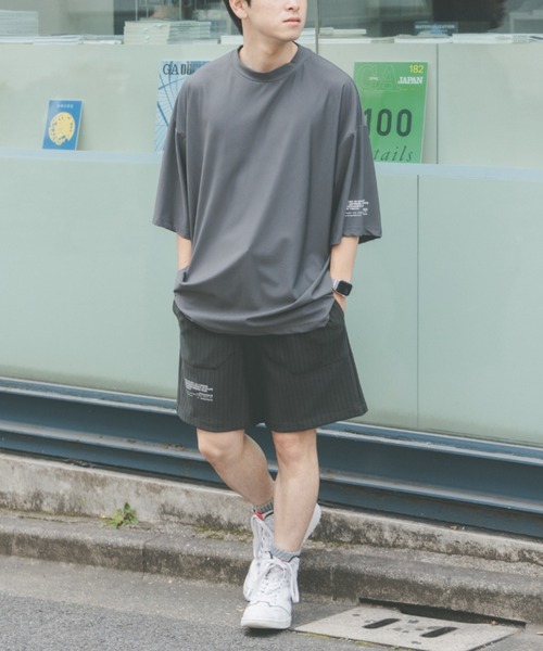 SUPERTHANKS（スーパーサンクス）の「【通気性/速乾性】 バックプリント ビッグシルエット ストレッチＴシャツ（ユニセックス）QUICK-DRY LOGO BACK PRINT T-SHIRT（Tシャツ/カットソー・メンズ・ブラック/チャコールグレー/ネイビー/ライトグレー・M/S/L）」の17枚目の写真