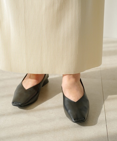 rectangle（レクタングル）の「スクエアトゥステッチパンプス（パンプス・レディース・アイボリー/ベージュ/ブラック・SMALL/MEDIUM/LARGE）」の6枚目の写真
