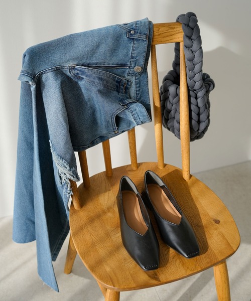 rectangle（レクタングル）の「スクエアトゥステッチパンプス（パンプス・レディース・アイボリー/ベージュ/ブラック・SMALL/MEDIUM/LARGE）」の11枚目の写真
