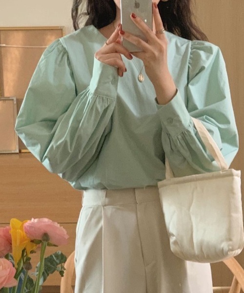 LAC-VERT(ラック・ヴェール)の「ボリュームスリーブブラウス(シャツ/ブラウス・レディース・ホワイト/アイボリー/ミント・FREE)」の3枚目の写真
