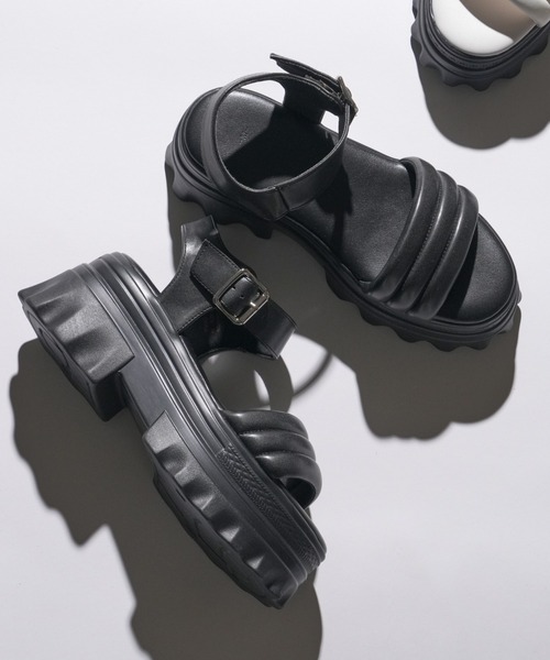 WEGO（ウィゴー）の「WEGO/ボリュームパデッドサンダル（サンダル・レディース・ホワイト/ブラック・MEDIUM/LARGE）」の6枚目の写真