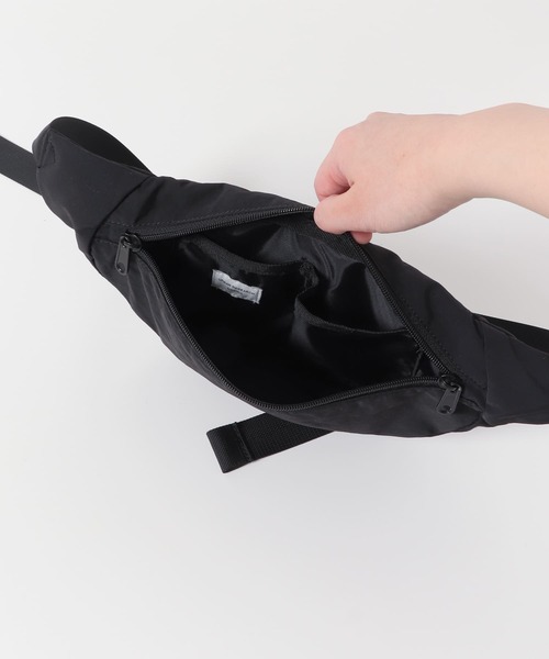 URBAN RESEARCH DOORS（アーバンリサーチドアーズ）の「ウォッシャブルボディーバッグ（ショルダーバッグ・レディース・ベージュ/ブラック・-）」の8枚目の写真