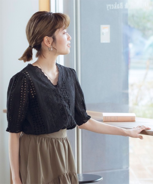 titivate（ティティベイト）の「前後2wayｺｯﾄﾝﾚｰｽﾌﾞﾗｳｽ（シャツ/ブラウス・レディース・ブラック/オフホワイト/ライトグリーン・FREE）」の13枚目の写真