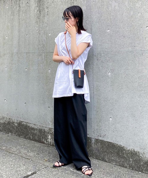 Riberry（リベリー）の「タックAラインTシャツ（Tシャツ/カットソー・レディース・チャコールグレー/オフホワイト/ブラック・FREE）」の4枚目の写真